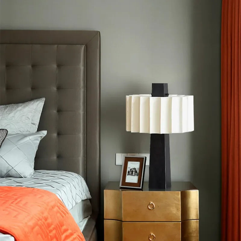 Scandinavian Minimalist Table Lamp – Modern Bedroom & Living Room Light